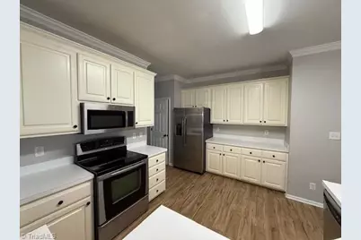 4005 Queens Grant Road, Jamestown, NC 27282 - Photo 9