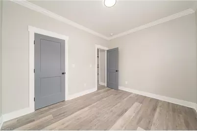 909 Franklin Street, Thomasville, NC 27360 - Photo 7