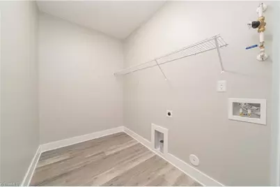 909 Franklin Street, Thomasville, NC 27360 - Photo 17