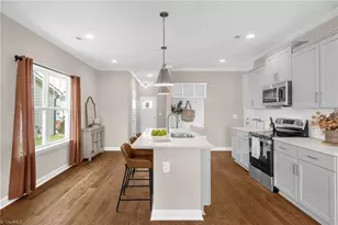 1715 Creekline Dr, Kernersville, NC 27284 - Photo 9