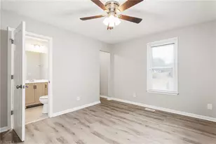 2026 Pine Bluff St, Greensboro, NC 27403 - Photo 17