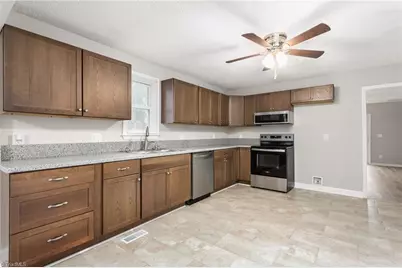 2026 Pine Bluff Street, Greensboro, NC 27403 - Photo 9