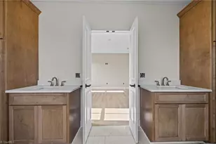 2225 Hughes Mill Rd, Burlington, NC 27217 - Photo 17