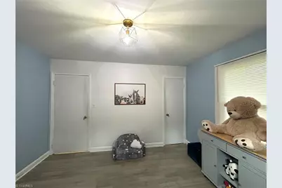 240 Oakcrest Drive, Madison, NC 27025 - Photo 11