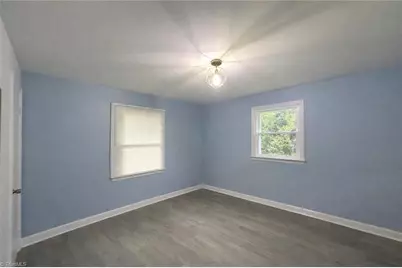 240 Oakcrest Drive, Madison, NC 27025 - Photo 9