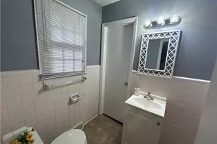 240 Oakcrest Dr, Madison, NC 27025 - Photo 13