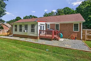 1224 S Skyview Dr, Mebane, NC 27302 - Photo 21