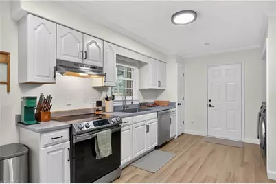 1224 S Skyview Drive, Mebane, NC 27302 - Photo 9