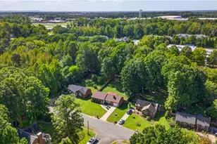 1224 S Skyview Dr, Mebane, NC 27302 - Photo 35