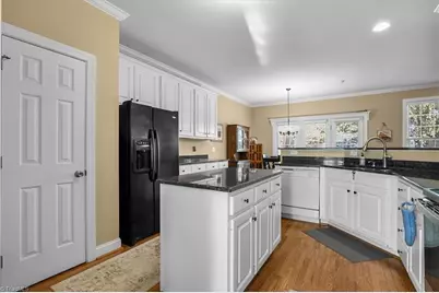 4714 Clifton Park Drive, Jamestown, NC 27282 - Photo 21