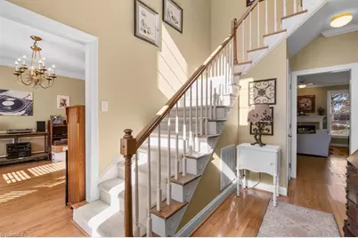 4714 Clifton Park Drive, Jamestown, NC 27282 - Photo 9