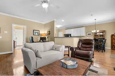 4714 Clifton Park Drive, Jamestown, NC 27282 - Photo 15