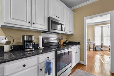 4714 Clifton Park Drive, Jamestown, NC 27282 - Photo 23