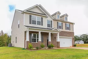 438 Lisa Ln, Winston-Salem, NC 27107 - Photo 3