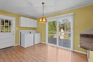 3709 April Ln, Greensboro, NC 27405 - Photo 11