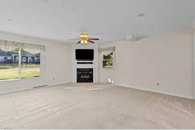 3709 April Lane, Greensboro, NC 27405 - Photo 3