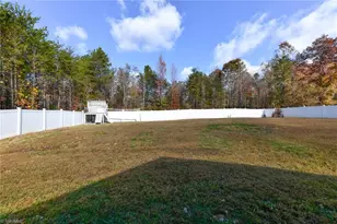 1457 Kernodle Lndg Dr, Burlington, NC 27217 - Photo 29