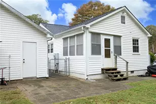 612 N Carr St, Mebane, NC 27302 - Photo 25