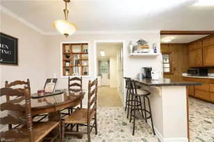 612 N Carr St, Mebane, NC 27302 - Photo 9