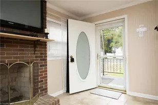 612 N Carr St, Mebane, NC 27302 - Photo 3