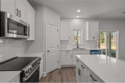 409 Pinnacle Drive, Randleman, NC 27317 - Photo 3