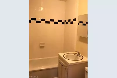 709 Wright Street, Reidsville, NC 27320 - Photo 9