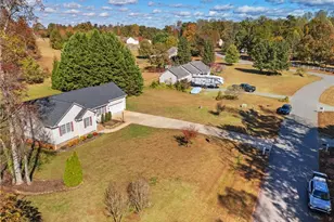 7107 Stoney Acres Ct, Gibsonville, NC 27249 - Photo 3