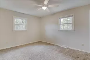 8140 Vance Rd, Kernersville, NC 27284 - Photo 13