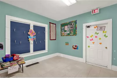 3842 Country Club Road, Winston-Salem, NC 27104 - Photo 23