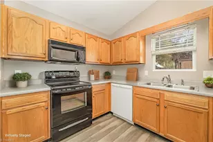 4001 Gloria Ridge, Winston-Salem, NC 27107 - Photo 11