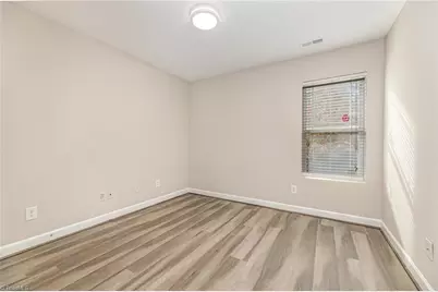 4001 Gloria Ridge, Winston-Salem, NC 27107 - Photo 17