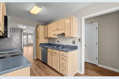 105 Gordon Terrace Road, Kernersville, NC 27284 - Photo 7