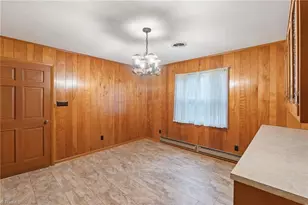 658 N Minton Rd, Wilkesboro, NC 28697 - Photo 15