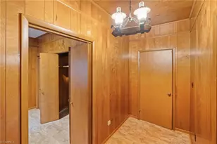 658 N Minton Rd, Wilkesboro, NC 28697 - Photo 21