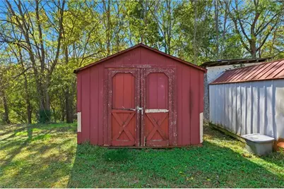 611 Riverside Drive, Eden, NC 27288 - Photo 17