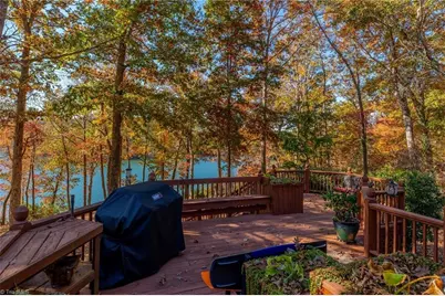 316 Lake Point Lane, Belews Creek, NC 27009 - Photo 37