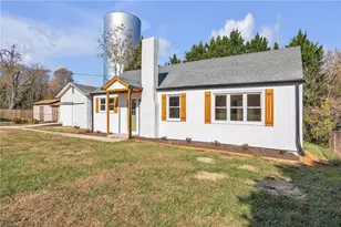 218 Cedarbrook Rd, Jonesville, NC 28642 - Photo 3