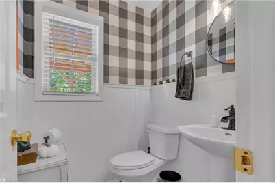 1322 Sherwood Drive, Reidsville, NC 27320 - Photo 23