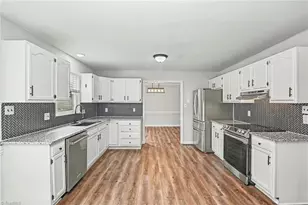 4261 Yeaton Glen Cir, Winston-Salem, NC 27107 - Photo 7