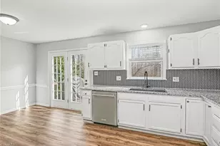 4261 Yeaton Glen Cir, Winston-Salem, NC 27107 - Photo 5