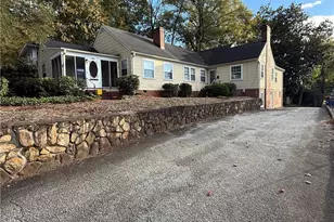 738 Summit St, Winston-Salem, NC 27101 - Photo 1