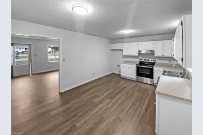 1806 Glenside Drive, Greensboro, NC 27405 - Photo 15