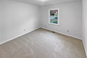 1806 Glenside Dr, Greensboro, NC 27405 - Photo 5