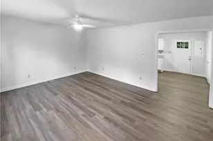 1806 Glenside Dr, Greensboro, NC 27405 - Photo 13