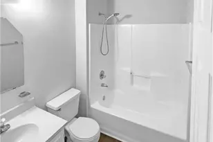 1806 Glenside Dr, Greensboro, NC 27405 - Photo 7