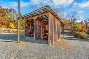 9011 Mibeck Rd, Belews Creek, NC 27009 - Photo 37