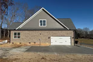 2931 Reginas Way, Randleman, NC 27317 - Photo 21