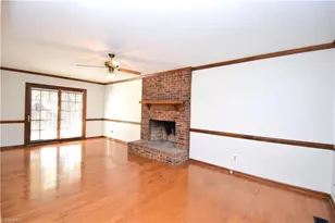 422 Wildwood Ln, Graham, NC 27253 - Photo 11