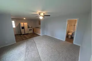 215 N Logan St, Burlington, NC 27217 - Photo 23