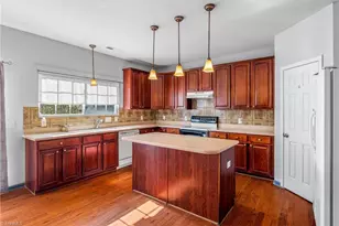 2755 Amesbury Rd, Winston-Salem, NC 27103 - Photo 9